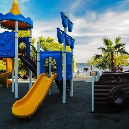 Salve Croatia Mobile Homes In Amadria Park Trogir Сегет Враница Екстериор снимка